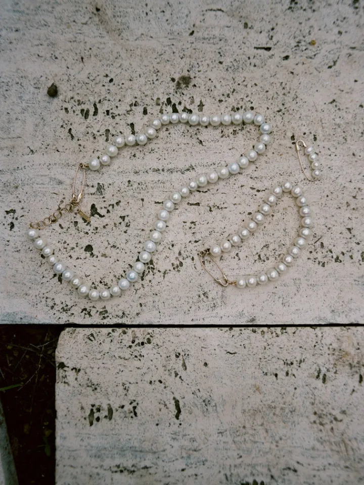 Online Pearl Safety Pin Choker All|Necklaces